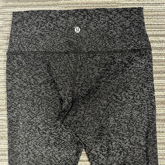 Lululemon Wunder Under Hi-Rise Tight Full-On Luxtreme 28" Soundwave White Black - Picture 7 of 10